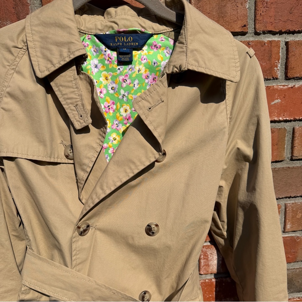 Ralph Lauren Girl’s Tan Double-Breasted Belted Trench Coat Size 14 - Picture 8 of 11